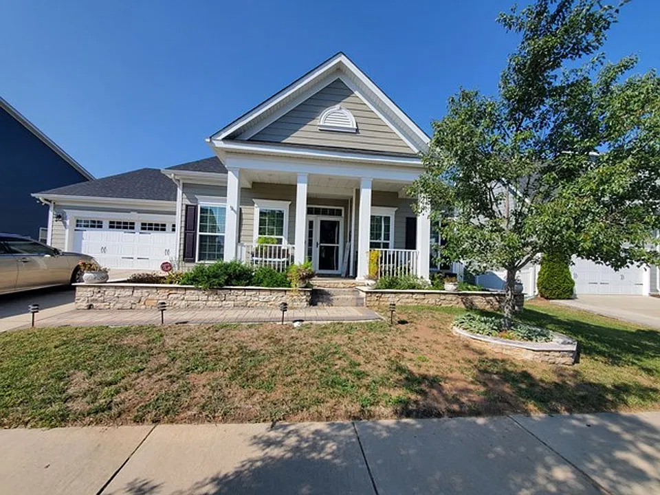 11216 Vanguard Pkwy