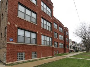 3827 N Drake Ave #1, Chicago, IL 60618