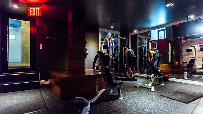 Rented by Nooklyn NYC LLC | media 41