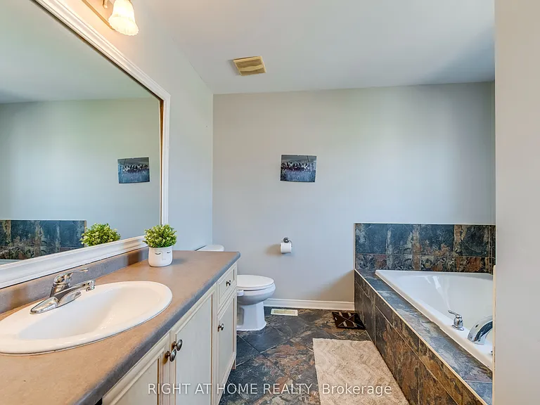 3048 Jenn Ave — Photo 17