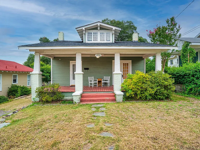 1314 Milledge Rd — Photo 1