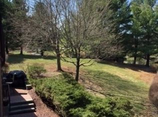 40 Summit Ct, Annandale, NJ