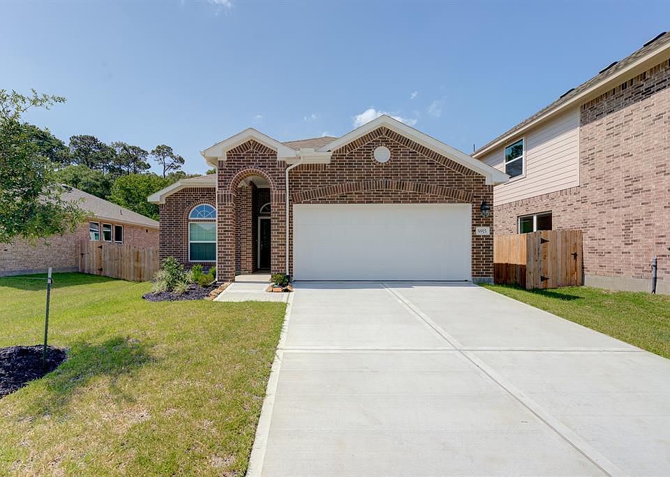 1st image of 9915 Pine Forest Ct