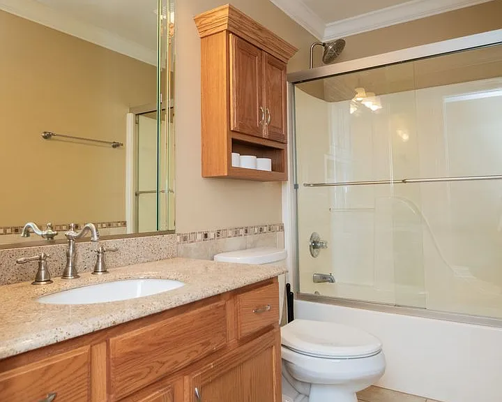 405 Galway Dr — Photo 38