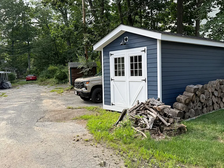 5 Rock Pond Ave — Photo 3