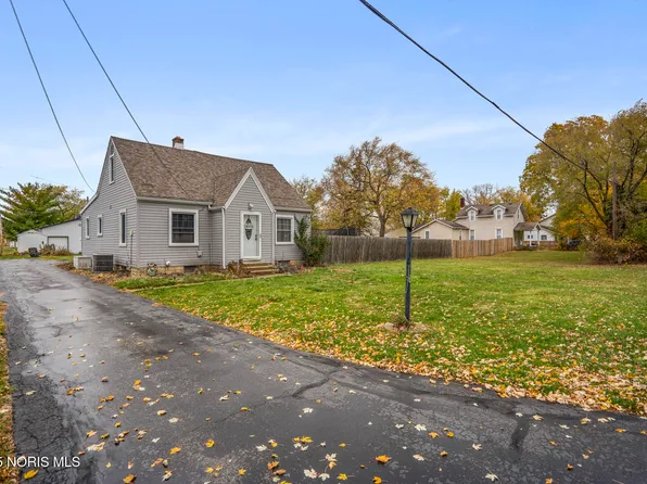 28083 Schriber St, Walbridge, OH 43465