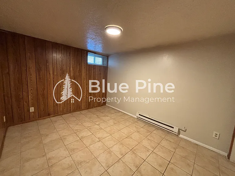 290 E Center St #BASEMENT — Photo 8