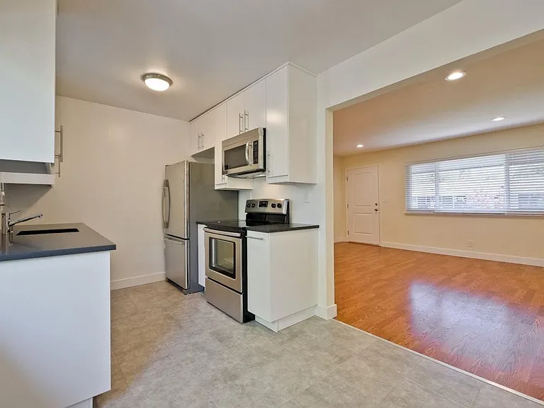 752 Live Oak Ave — Photo 10