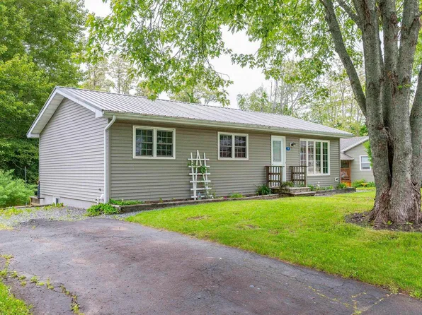 9 Holmes Hill Rd, West Hants, NS B0P 1P0
