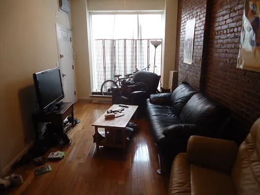 Rented by Continental Realty | media 25