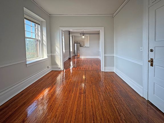 5th image of 420 Market St #1B-1Ba-530Sqft
