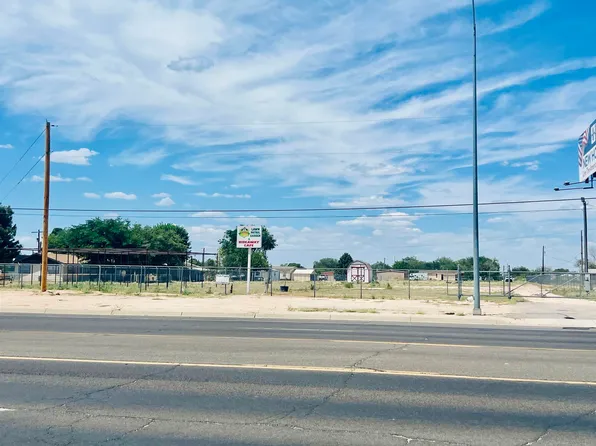 300 E Navajo Dr, Hobbs, NM 88240