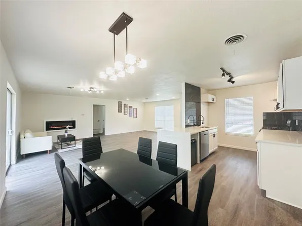 3527 Ridgeoak Way, Farmers Branch, TX 75234