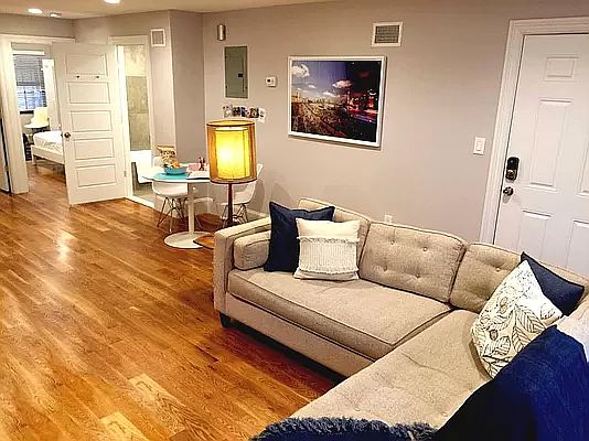 2nd image of 1279 Jefferson Ave #1