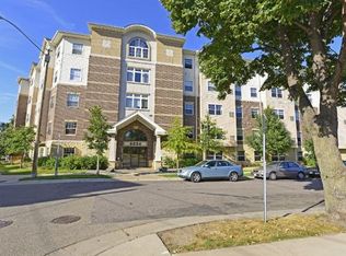 4824 E 53rd St APT 301, Minneapolis, MN 55417