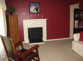 3102 W William St, Champaign, IL 61821