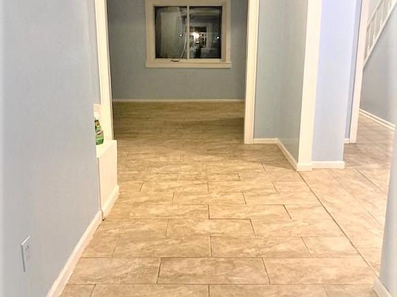 4th image of 776 Cleophus Pkwy