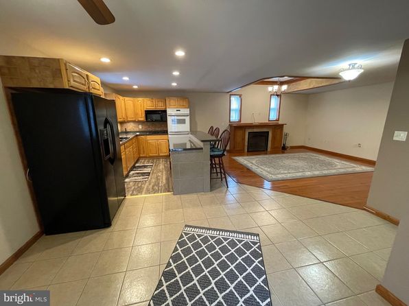 210 N Centre Ave APT A