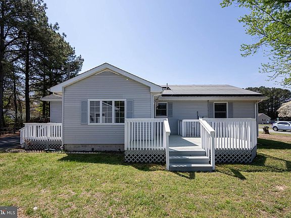 5th image of 28868 Johnsons Dr