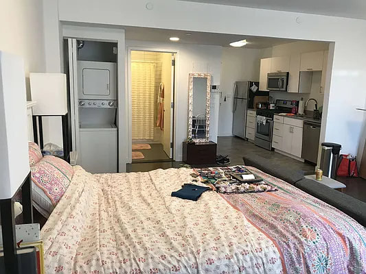 Rented by Highline Residential | media 13