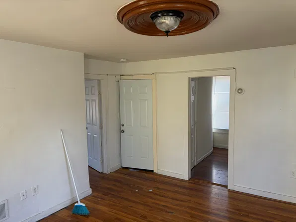 13-15 Loring St #11, Springfield, MA 01105