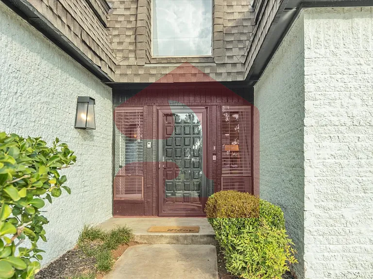 4045 Thunderbird Dr — Photo 17