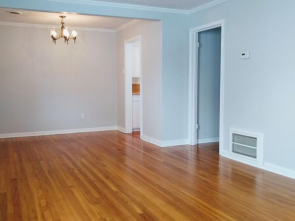 2nd image of 4409 Zelda Ln