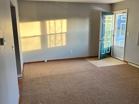4th image of 1152 Southcrest Dr