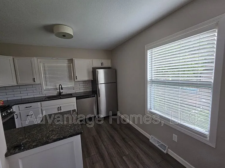 421-423 N Marion St #423 N MARION ST — Photo 4