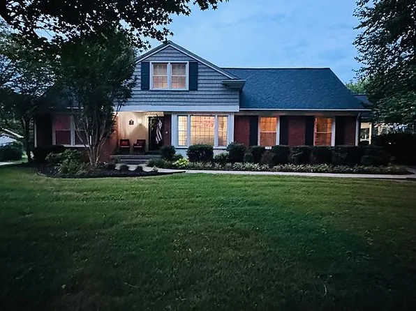 520 Maple Ln, Central City, KY 42330