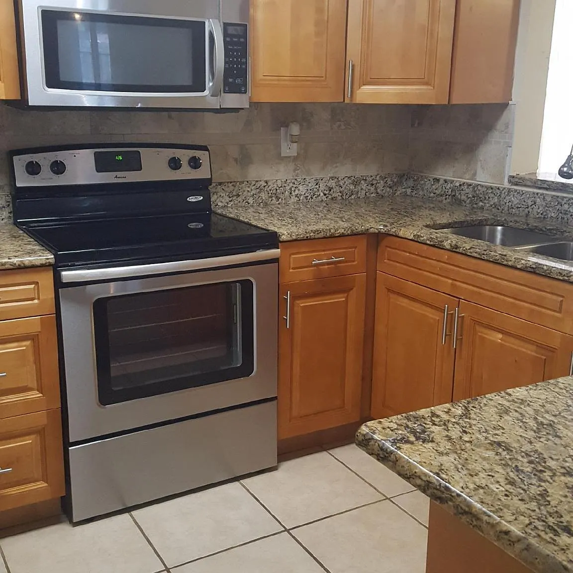 3 bed, 1480 sqft, $1,950 — Photo 3