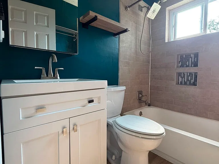 5705 Tall Oaks Dr — Photo 7