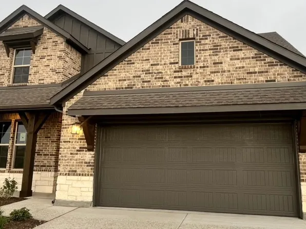 10000 Birchpoint Dr, Fort Worth, TX 76108