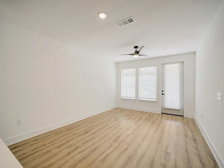 Vintage Lake Powell Apartments — Photo 27