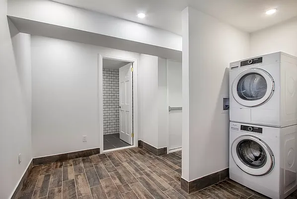 Rented by Triumph Property Group | media 16