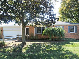 400 Cedarwood Dr, Flushing, MI
