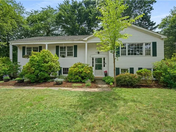 165 Simsbury Road, West Hartford, CT 06117
