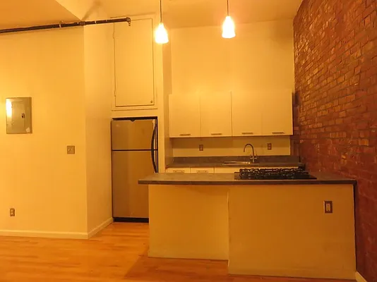 Rented by Rennit Inc. | media 12