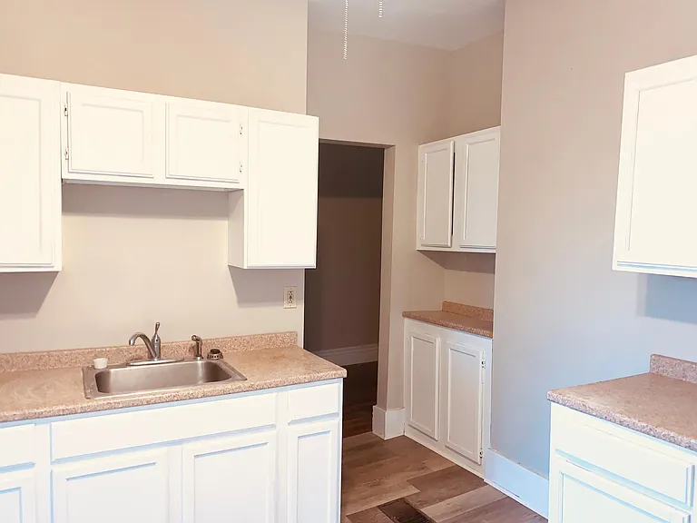 1646 Beechwood Ave #3 — Photo 9