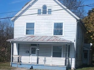 414 W Liberty St, Charles Town, WV