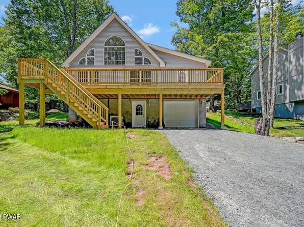 1100 Mustang Rd, Lake Ariel, PA 18436