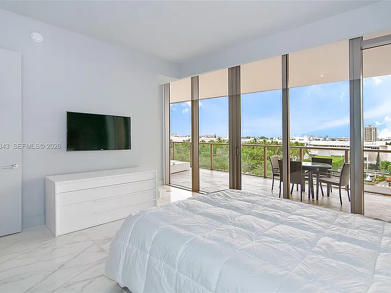 9705 Collins Ave #505N — Photo 31