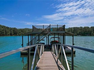 134 Cedar Dr, Woodstock, GA 30189