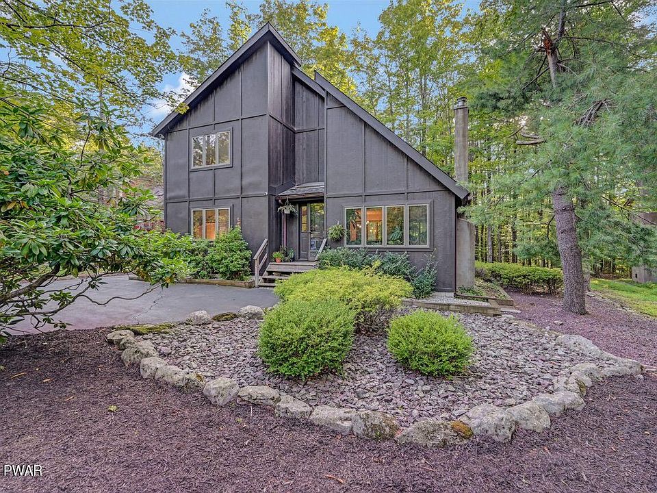 1st image of 181 Parkwood Dr