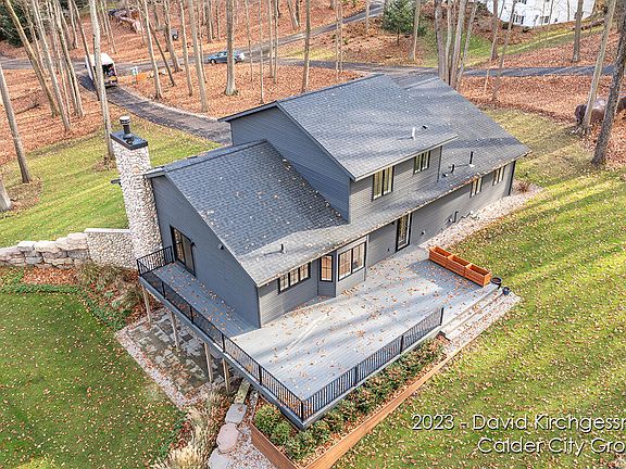 3rd image of 1603 Laraway Lake Dr SE