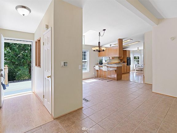 4th image of 12815 115th Ave NW