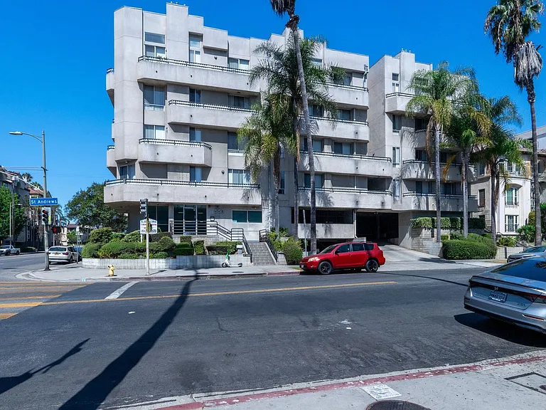 553StAn — Photo 1