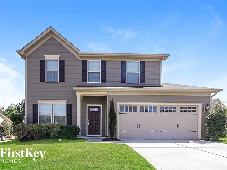 717 Rosegate Dr — Photo 1