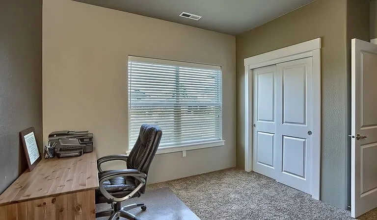 1061 Compton Way — Photo 15
