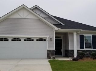 142 Willow Grove Ln, Fuquay Varina, NC 27526